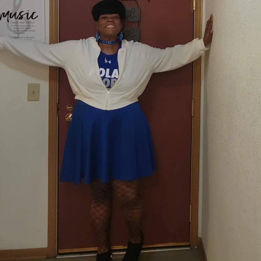 Skirt - Picture 2 of 12